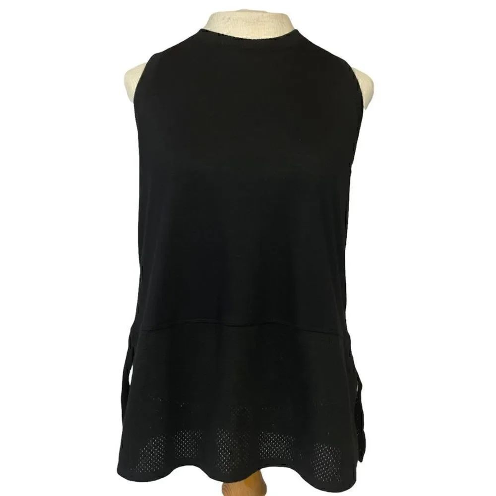 Uniquely LJ High Neck Blk Split Hem Mesh Tank Sz M